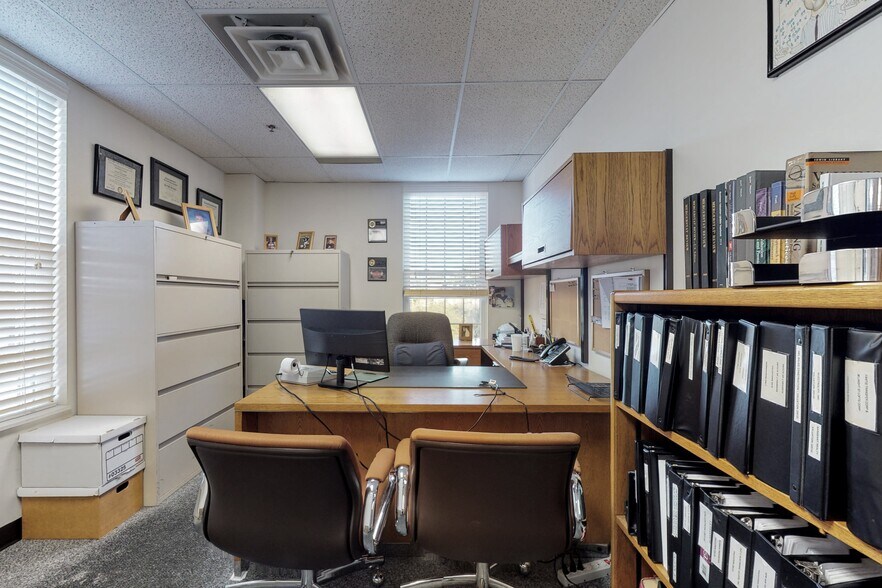 More Photos Of 2 Forest Ave, Oradell Medical For Sale