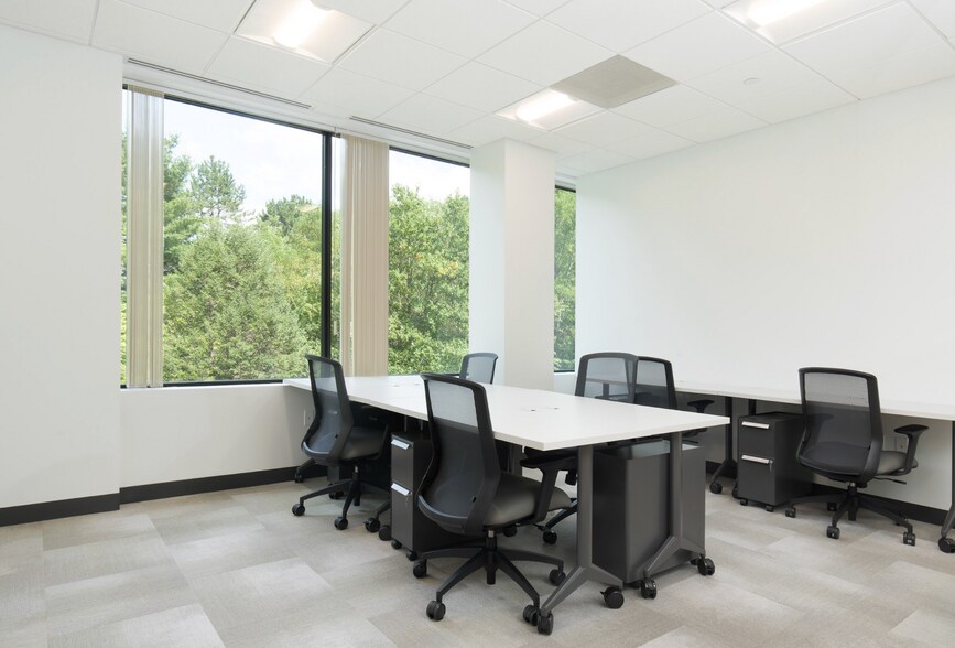 More Photos Of 500 Unicorn Park Dr, Woburn Coworking Space