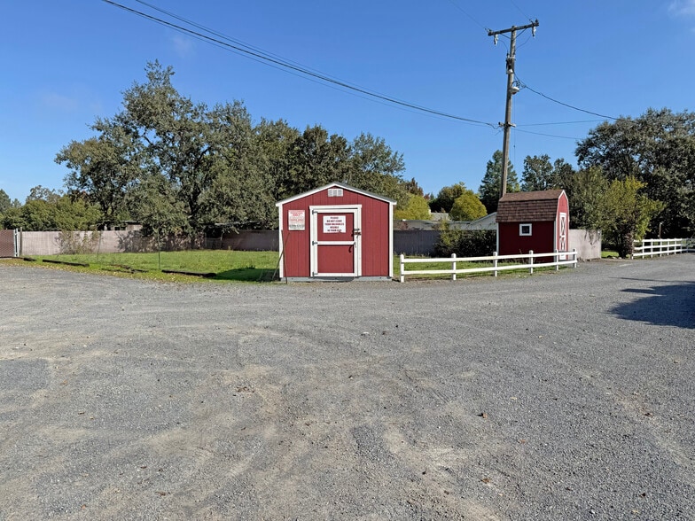 More Photos Of 3535 Guerneville Rd, Santa Rosa General Retail For Lease