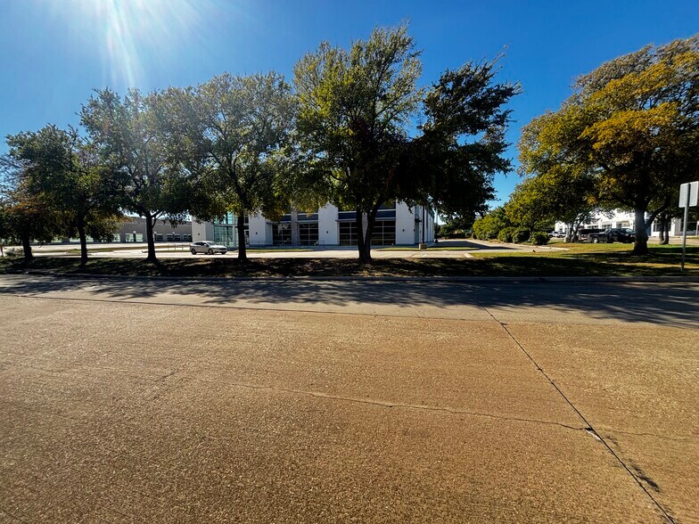 More Photos Of 3550 Regent Blvd, Irving Land For Sale