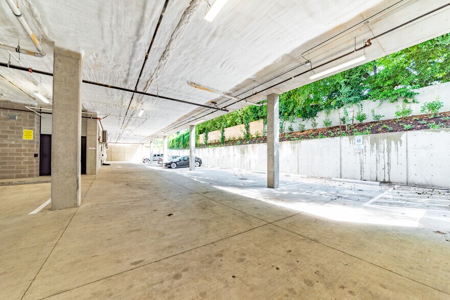 More Photos Of 4750 N Albina Ave, Portland Apartments For Sale