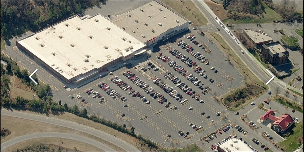 More Photos Of 1834-1900 Matthews Township Pky, Matthews Unknown For Lease