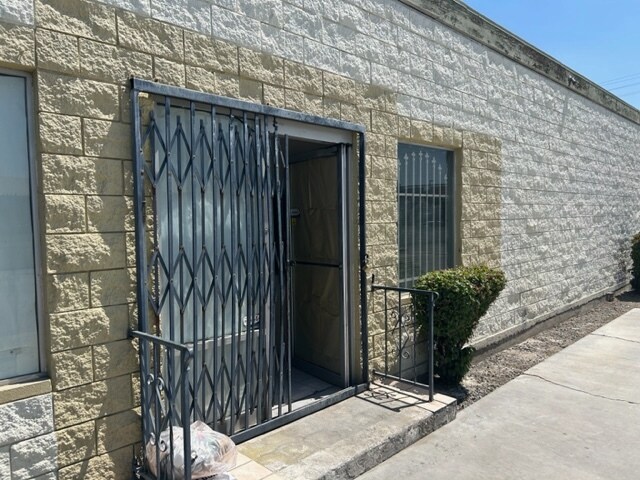 More Photos Of 247 S E St, San Bernardino Carwash For Sale