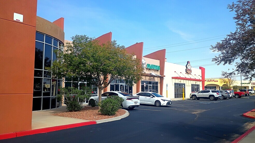 More Photos Of 1779 N Zaragosa Rd, El Paso Storefront For Sale
