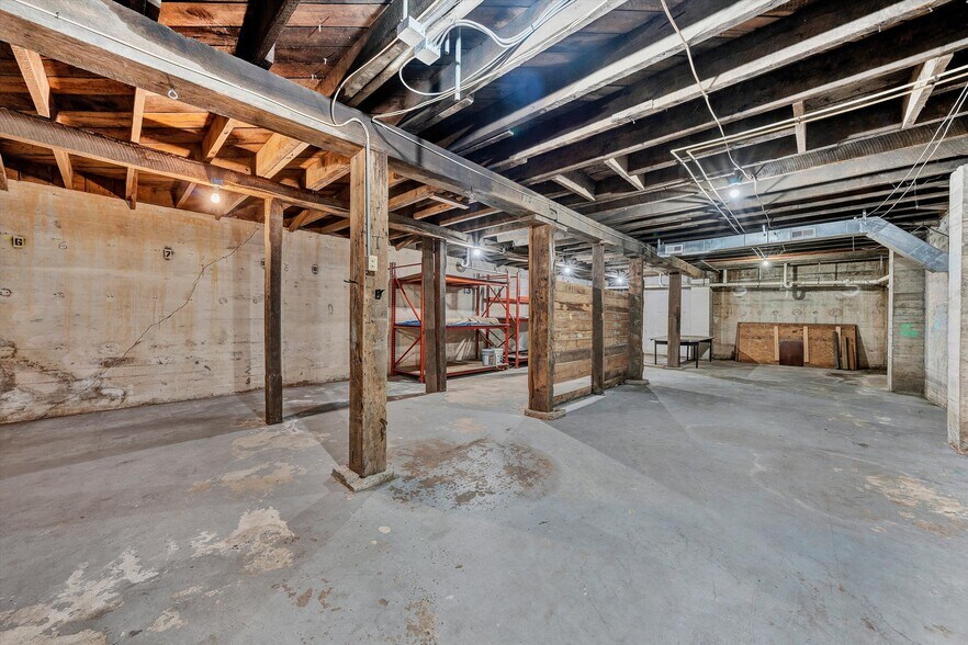 More Photos Of 106 Stoney Battery Rd, Troutville Restaurant For Sale