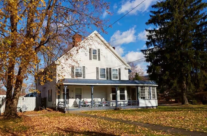 More Photos Of 722 Main St, Bennington Freestanding For Sale