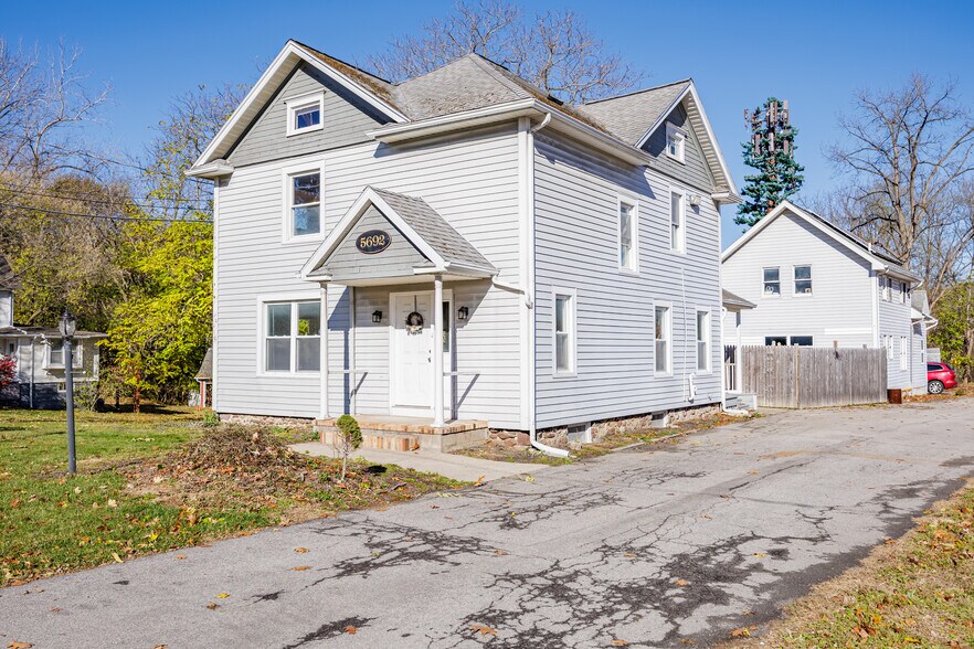 More Photos Of 5692 Pittsford Palmyra Rd, Pittsford Office Residential For Sale