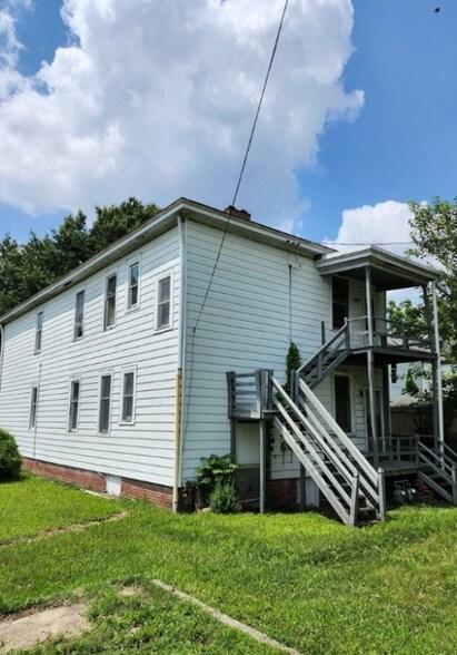 More Photos Of 2101 Rose Ave, Richmond Apartments For Sale