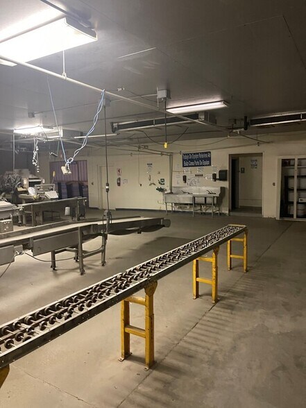 More Photos Of 1000 Washington St E, Vale Warehouse For Sale