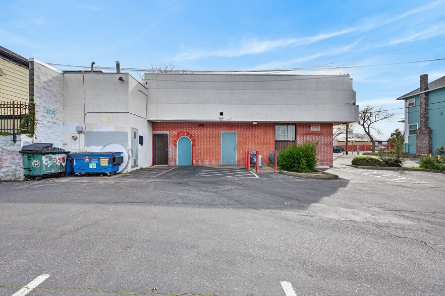 More Photos Of 1614 21st St, Sacramento Restaurant For Sale