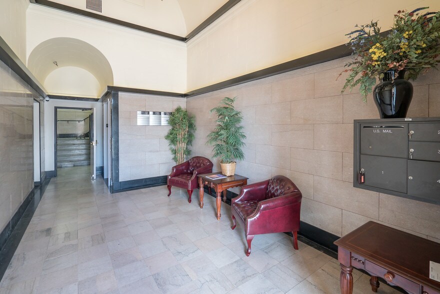 More Photos Of 101 W 4th St, Santa Ana Medical For Lease