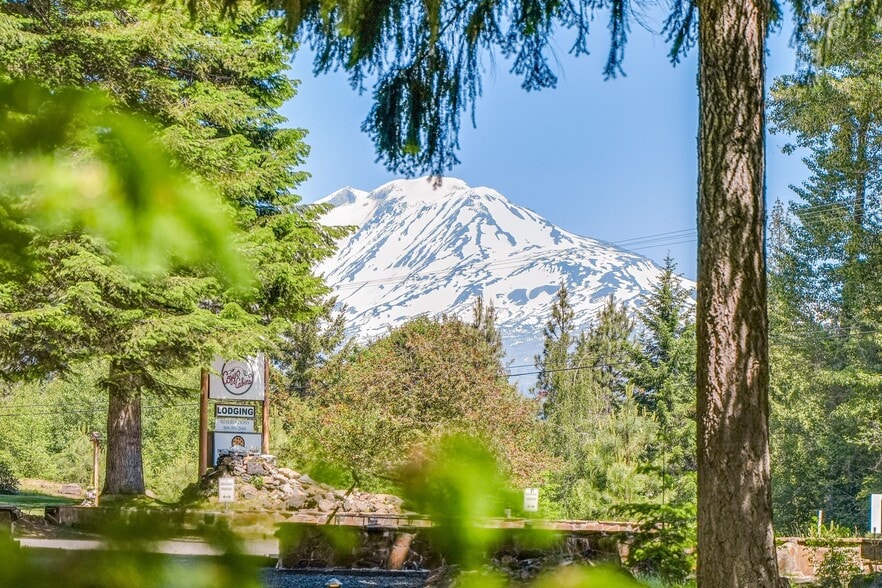 More Photos Of 2291 Highway 141, Trout Lake Hotel For Sale