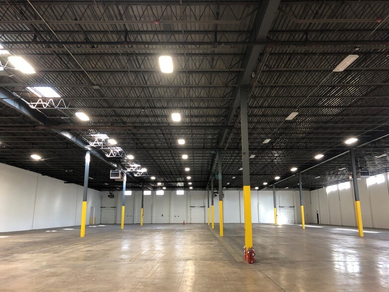 More Photos Of 279 Canal Rd, Fairless Hills Warehouse For Lease