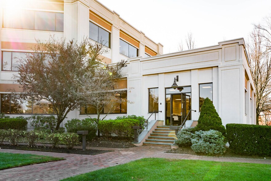 Primary Photo Of 1700 E Putnam Ave, Old Greenwich Office For Sale