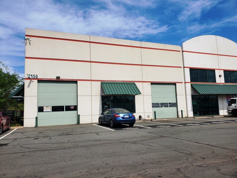 Primary Photo Of 11850 Livingston Rd, Manassas Warehouse For Lease