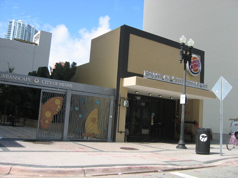 More Photos Of 50 W Flagler St, Miami Fast Food For Lease