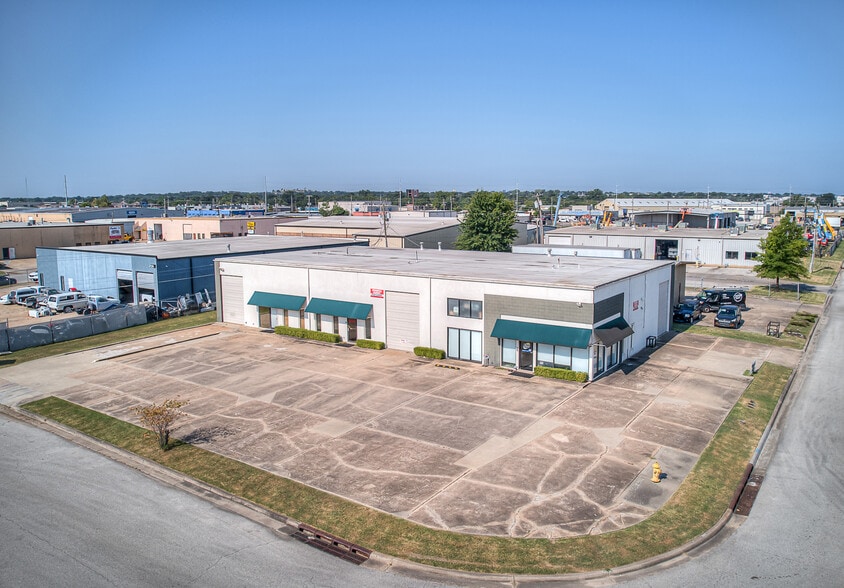 Primary Photo Of 4404-4408 S 100th Ave, Tulsa Warehouse For Sale