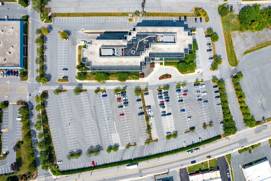 More Photos Of 1940-1946 Greenspring Dr, Timonium Unknown For Lease