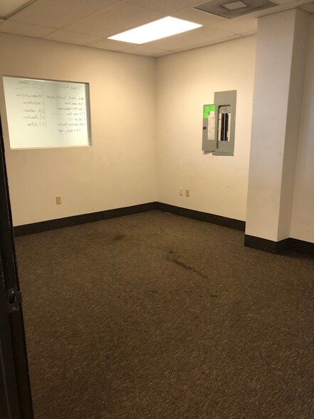 More Photos Of 6569 Winchester Rd, Memphis Unknown For Lease