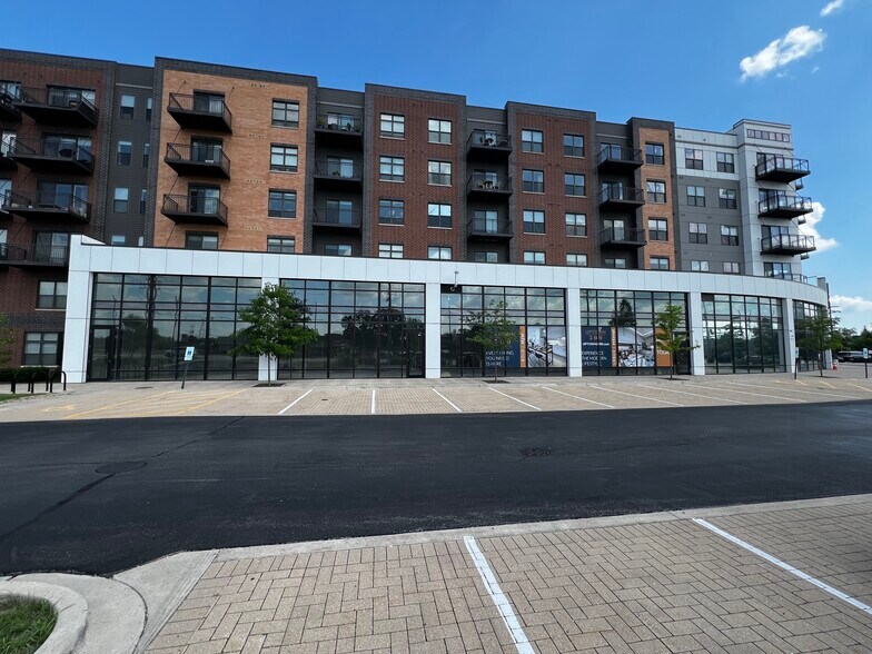 More Photos Of 500 W Dundee Rd, Wheeling Apartments For Lease