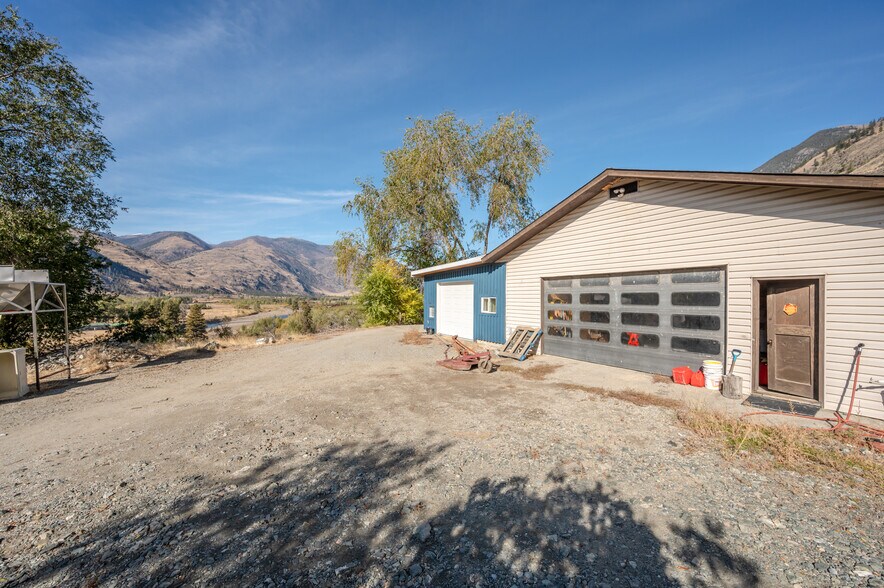 More Photos Of 1002 British Columbia 3, Cawston Winery Vineyard For Sale