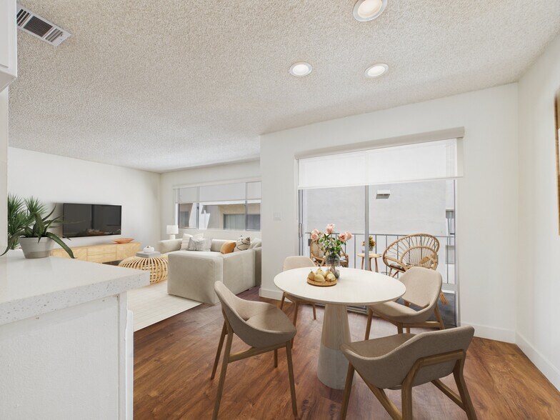 More Photos Of 4573 Willis Ave, Sherman Oaks Apartments For Sale