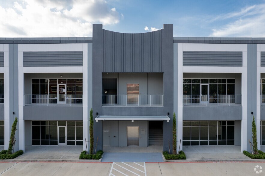 More Photos Of 13219 Dotson Rd, Houston Medical For Lease