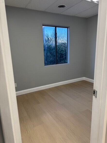 More Photos Of 1200 E Joppa Rd, Towson Office For Lease