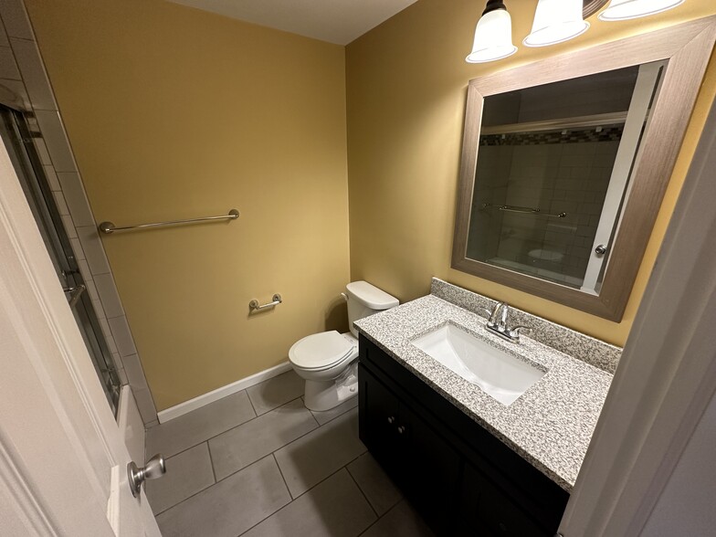 More Photos Of 205-274 Robert Dr, Syracuse Apartments For Sale