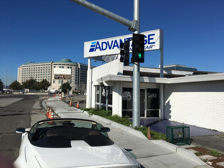 Primary Photo Of 1288 Bayshore Hwy, Burlingame Freestanding For Lease