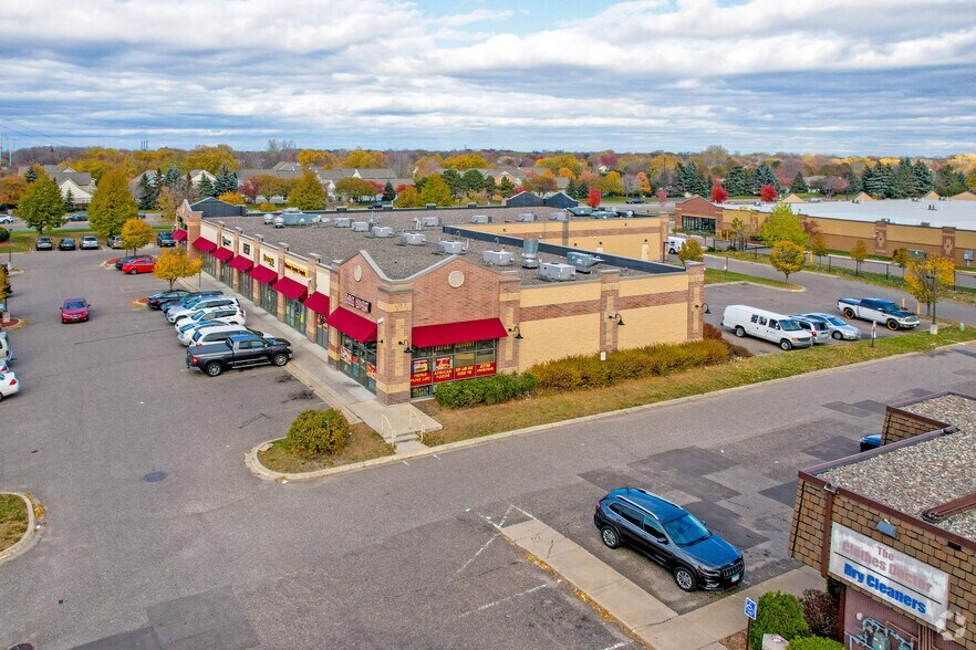 More Photos Of 8450-8470 Xerxes Ave N, Brooklyn Park General Retail For Lease