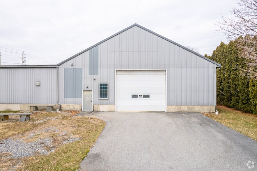 More Photos Of 220 S Maple St, Kutztown Warehouse For Sale