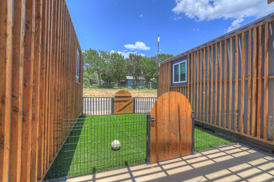 More Photos Of 14147 FM 306, Canyon Lake Trailer Camper Park For Sale