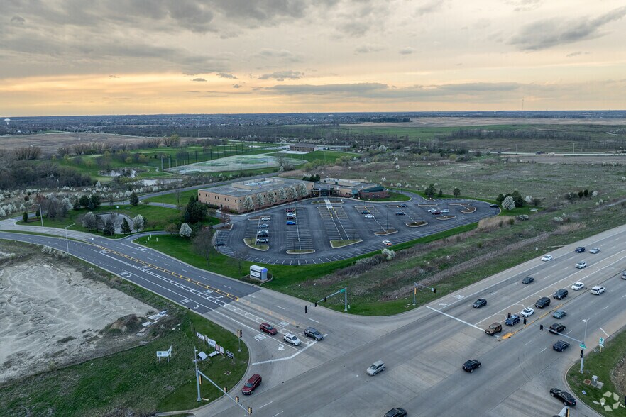 More Photos Of 18210 La Grange Rd, Tinley Park Medical For Lease
