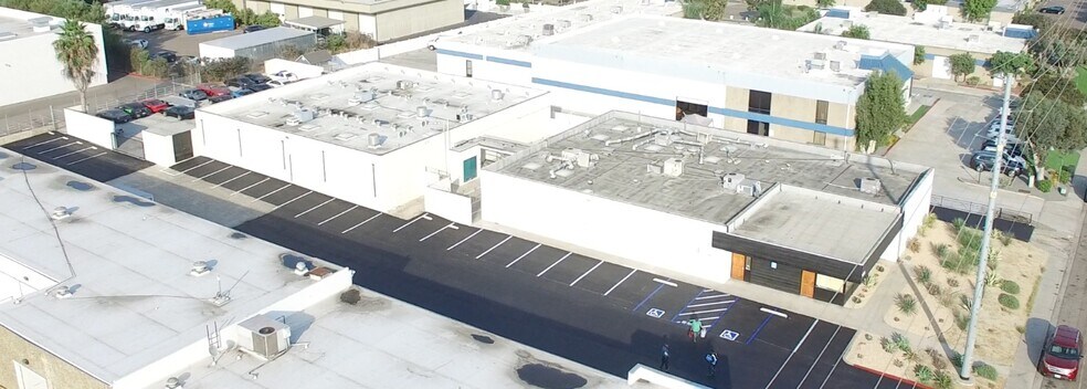 More Photos Of 8020 Ronson Rd, San Diego Warehouse For Lease