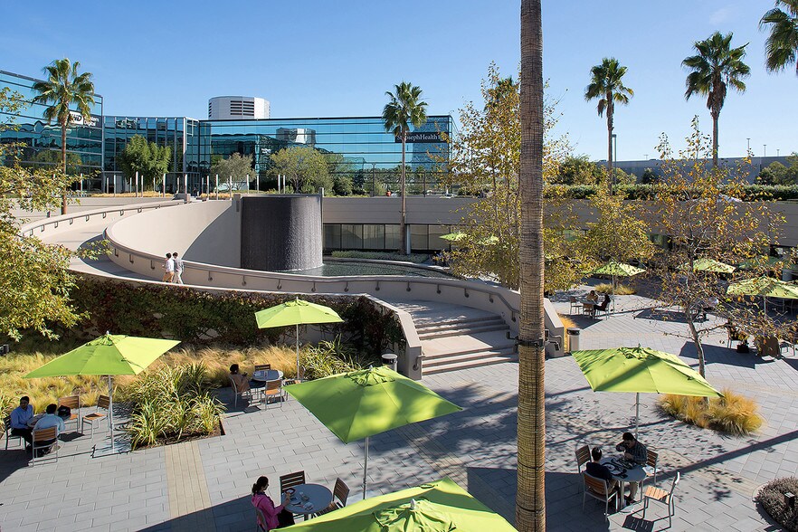 More Photos Of 3349 Michelson Dr, Irvine Coworking Space