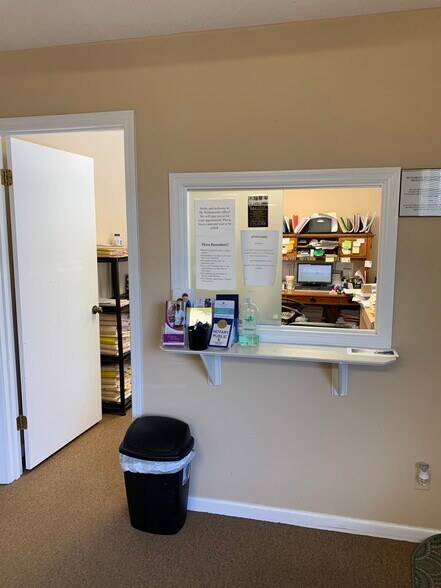 More Photos Of 1239 Russell Pkwy, Warner Robins Office For Sale