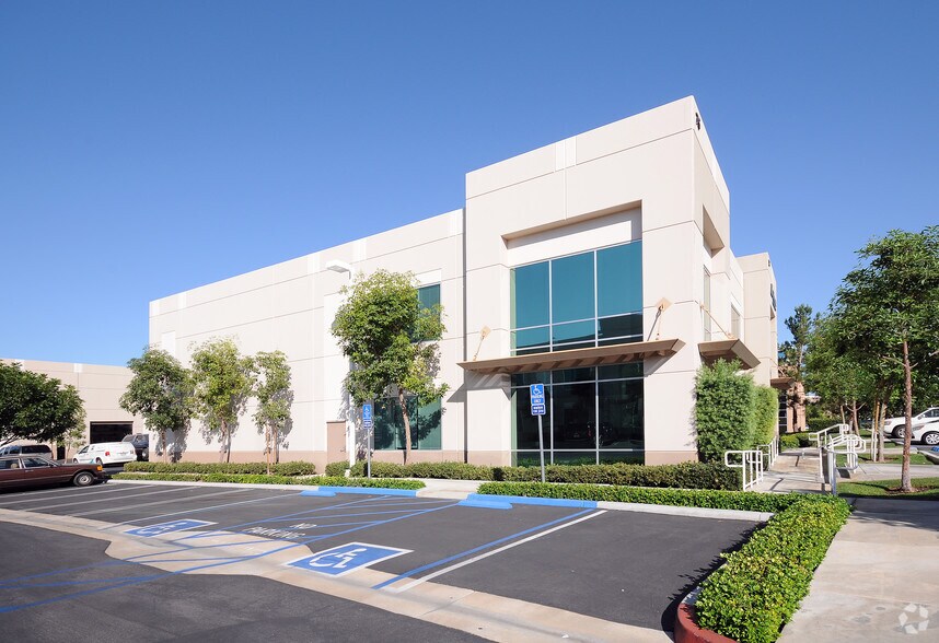 More Photos Of 73 Bunsen, Irvine Distribution For Lease