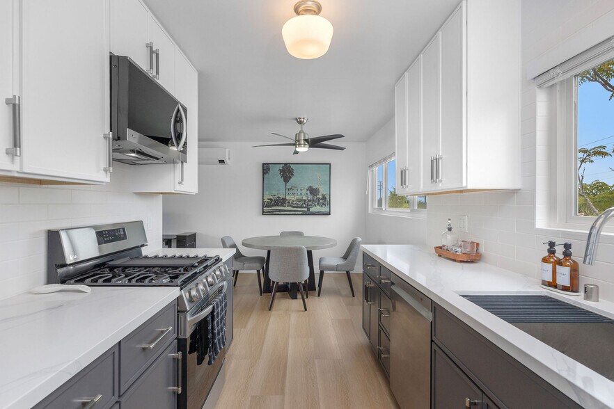 More Photos Of 1817 Euclid St, Santa Monica Apartments For Sale