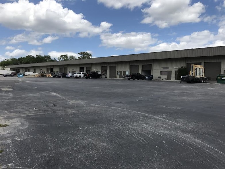 Primary Photo Of 6127-6157 Cyril Ave, Orlando Manufacturing For Lease