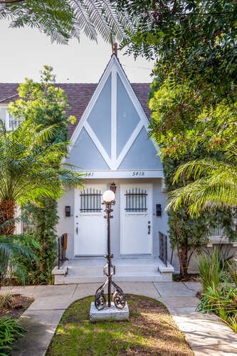 More Photos Of 537-545 1/2 N Orange Dr, Los Angeles Apartments For Sale