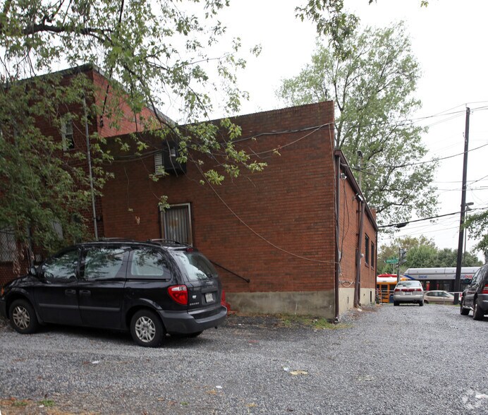 More Photos Of 4121 Minnesota Ave NE, Washington Storefront Retail Office For Sale