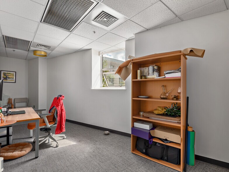 More Photos Of 14 O'Henry Ave, Asheville Loft Creative Space For Lease