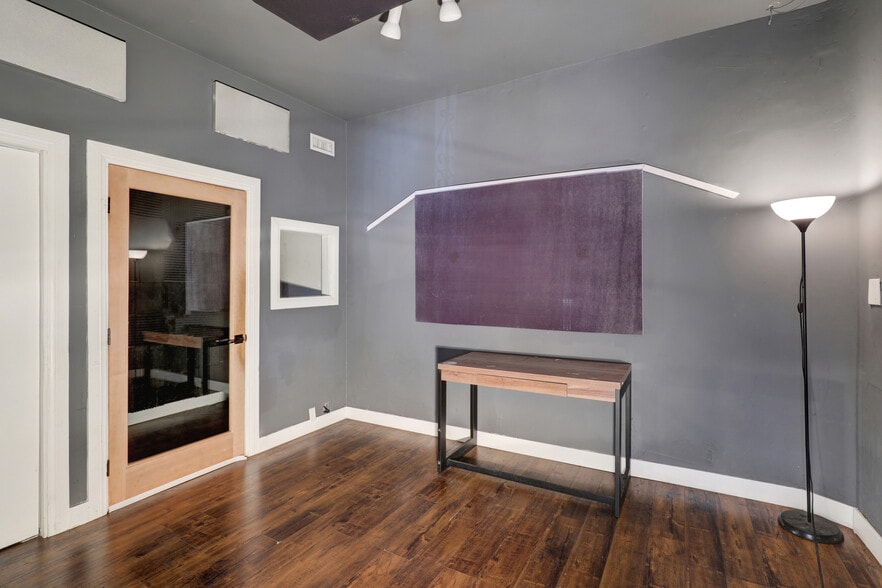 More Photos Of 1862 Santa Fe Ave, Long Beach Restaurant For Lease