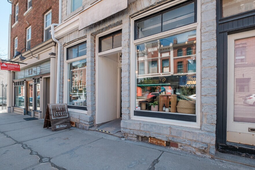 More Photos Of 155-159 Wellington St, Kingston Storefront Retail Residential For Lease