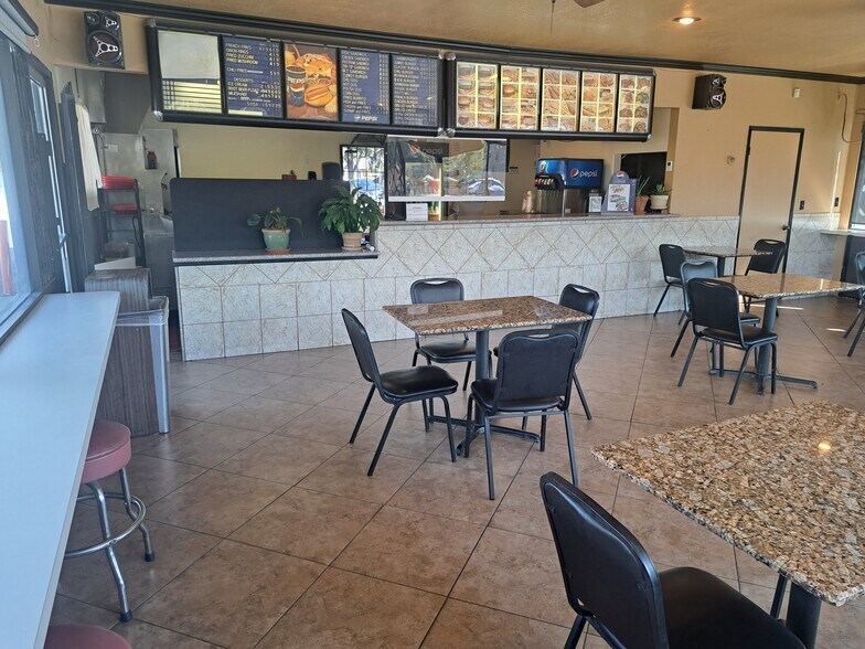More Photos Of 555 E Olive Ave, Fresno Fast Food For Sale