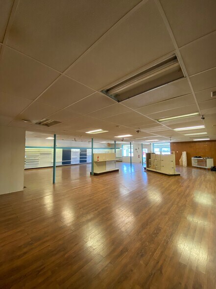 More Photos Of 122-124 Depot St, Gardner Drugstore For Sale