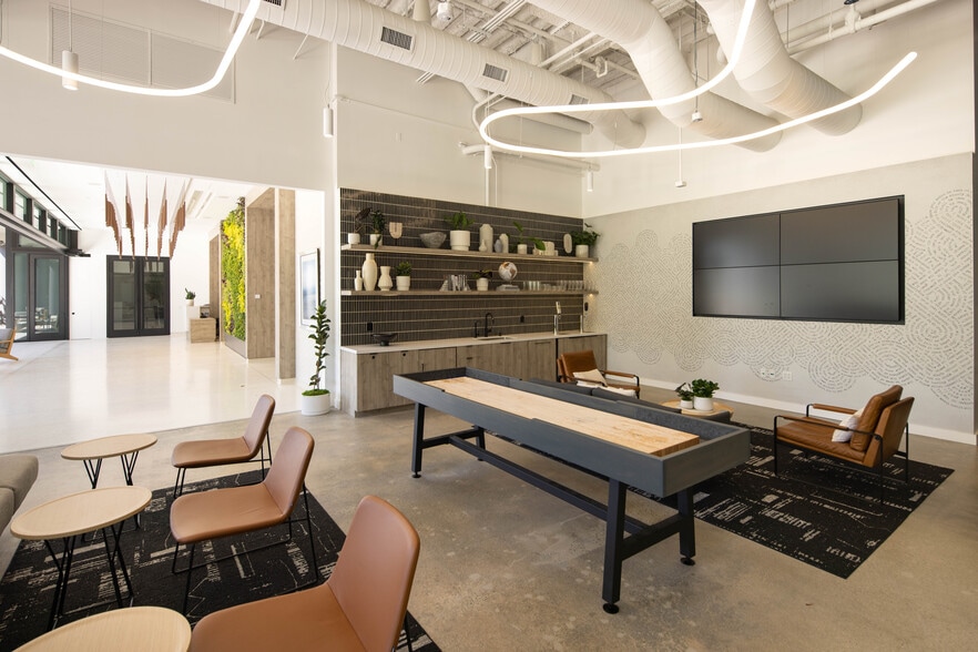 More Photos Of 1960 E Grand Ave, El Segundo Office For Sale