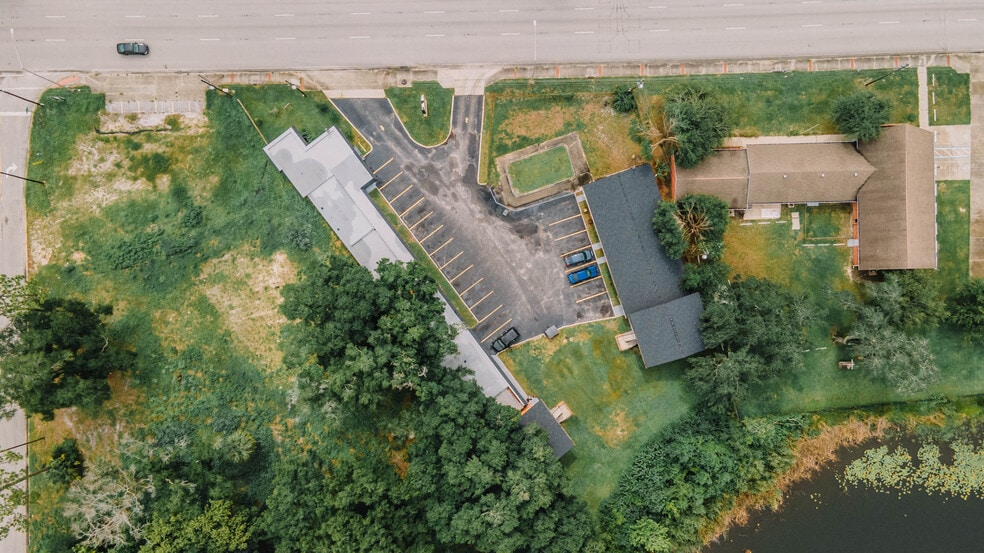 More Photos Of 3400 S US Highway 17/92, Casselberry Hotel For Sale