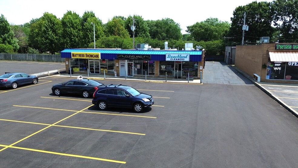 More Photos Of 28908 Lake Shore Blvd, Willowick General Retail For Sale